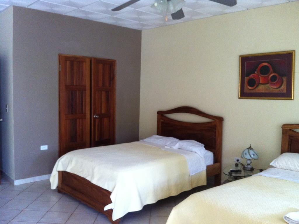 Casa Loma Pedasi Town